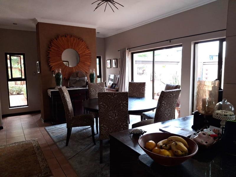 To Let 3 Bedroom Property for Rent in Midstream Estate Gauteng