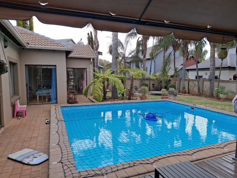 To Let 3 Bedroom Property for Rent in Midstream Estate Gauteng