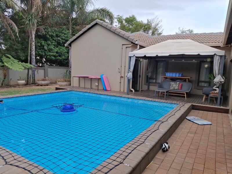 To Let 3 Bedroom Property for Rent in Midstream Estate Gauteng