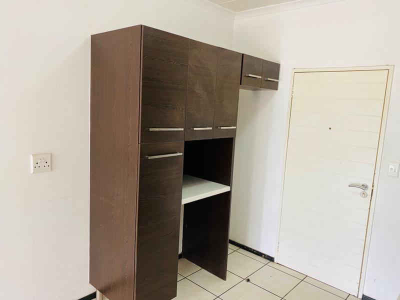 To Let 2 Bedroom Property for Rent in North Riding Gauteng