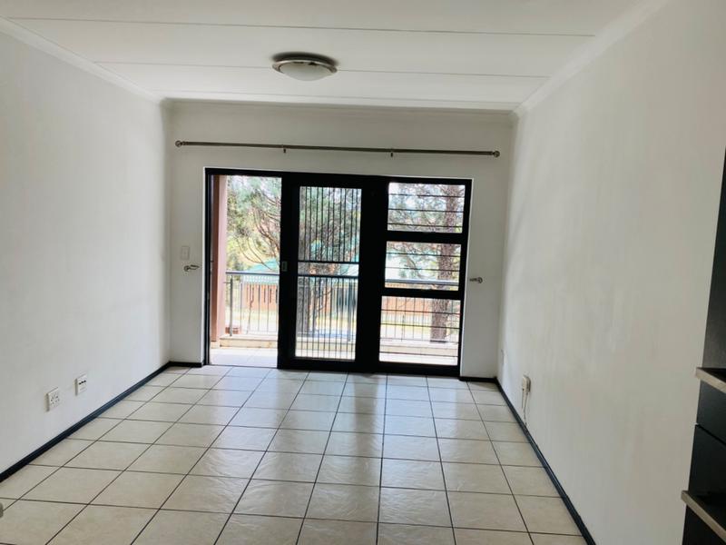 To Let 2 Bedroom Property for Rent in North Riding Gauteng