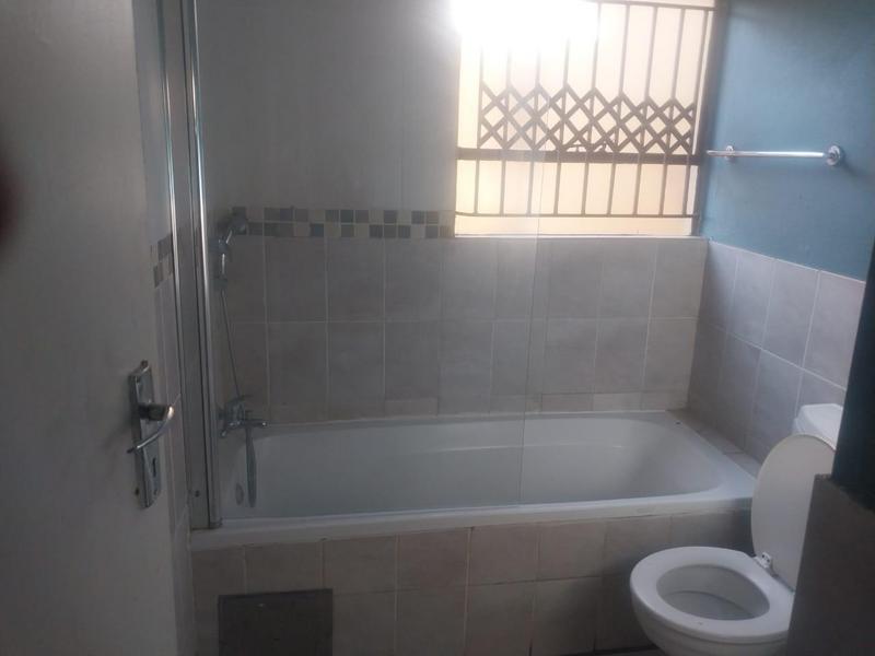 2 Bedroom Property for Sale in Heatherview Gauteng