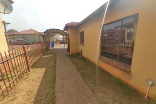 2 Bedroom Property for Sale in Heatherview Gauteng