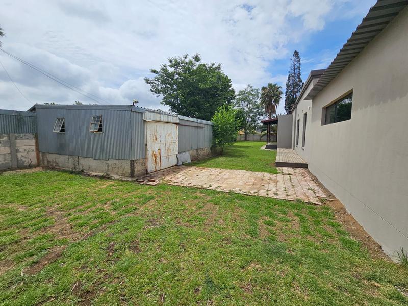 3 Bedroom Property for Sale in Aston Manor Gauteng