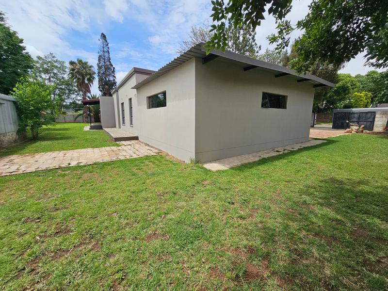 3 Bedroom Property for Sale in Aston Manor Gauteng