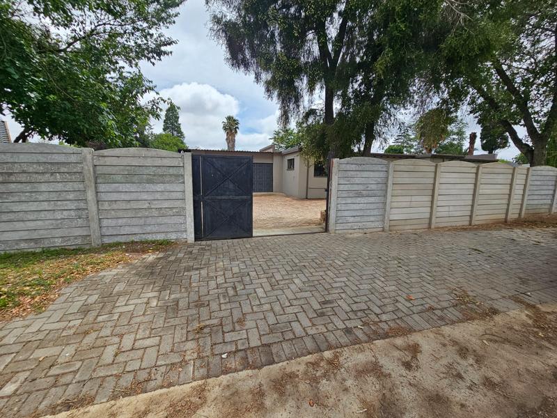 3 Bedroom Property for Sale in Aston Manor Gauteng