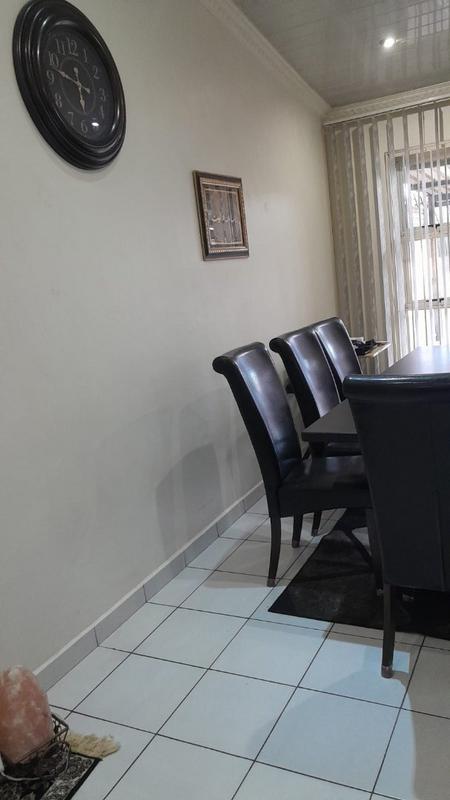 4 Bedroom Property for Sale in Lenasia Ext 9 Gauteng