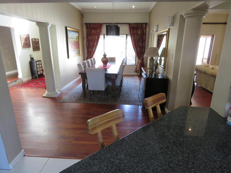 To Let 5 Bedroom Property for Rent in Beverley Gauteng