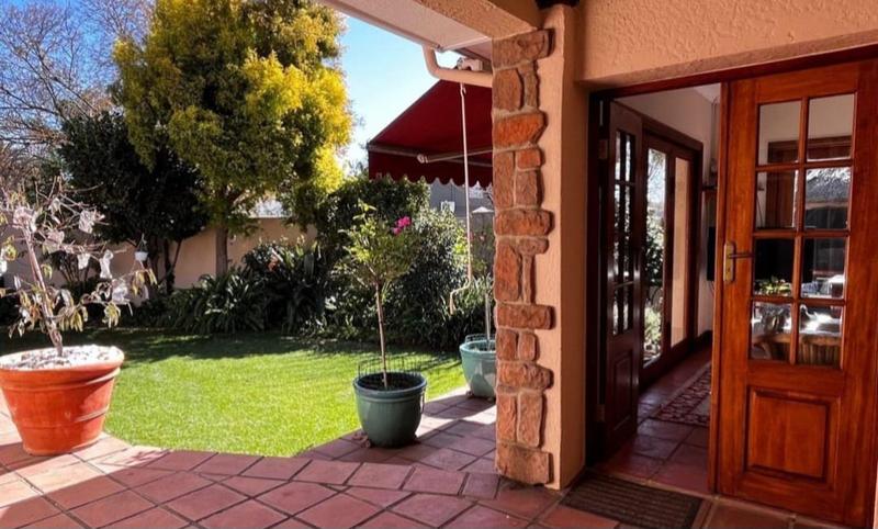 4 Bedroom Property for Sale in Raceview Gauteng