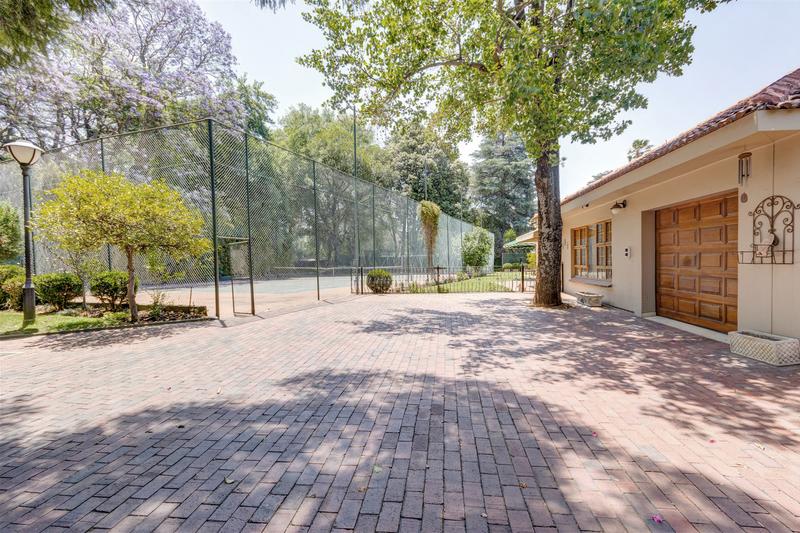 5 Bedroom Property for Sale in Atholl Gauteng