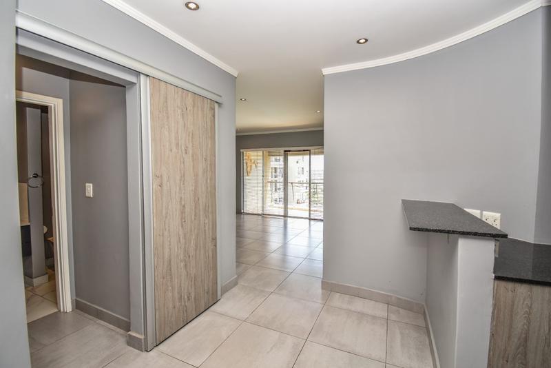 2 Bedroom Property for Sale in Sandhurst Gauteng