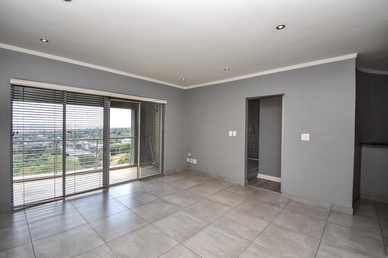 2 Bedroom Property for Sale in Sandhurst Gauteng