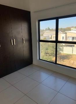 To Let 1 Bedroom Property for Rent in Fourways Gauteng