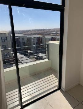 To Let 1 Bedroom Property for Rent in Fourways Gauteng