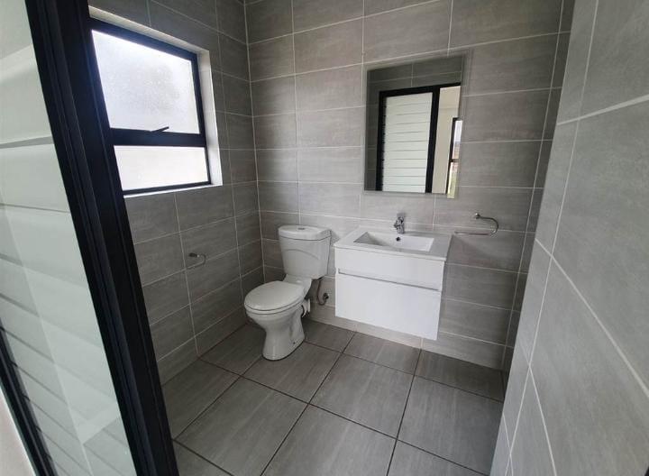 To Let 1 Bedroom Property for Rent in Waterfall Gauteng