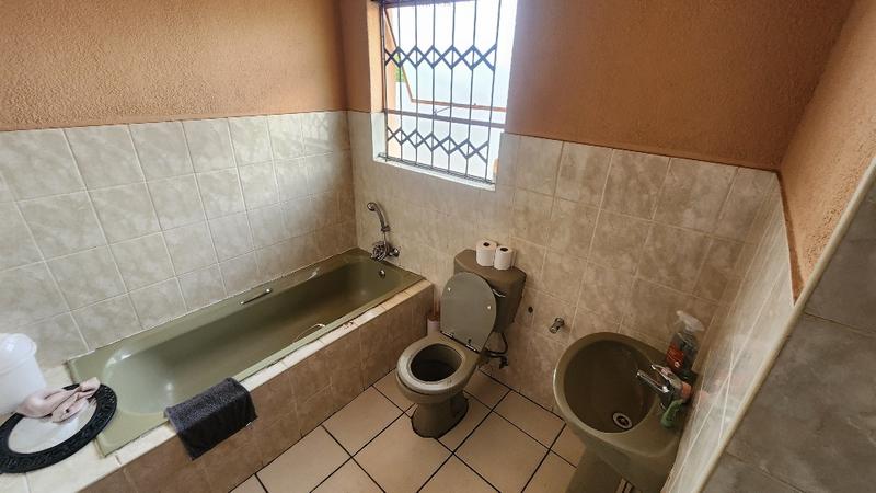 3 Bedroom Property for Sale in Vosloorus Ext 13 Gauteng