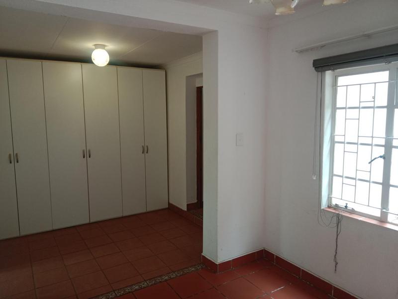 To Let 1 Bedroom Property for Rent in Observatory Gauteng