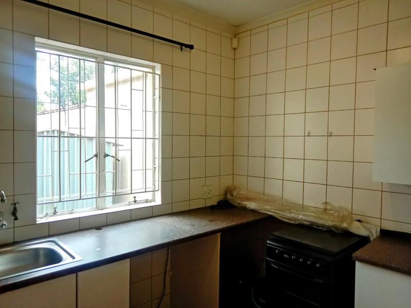 To Let 1 Bedroom Property for Rent in Observatory Gauteng