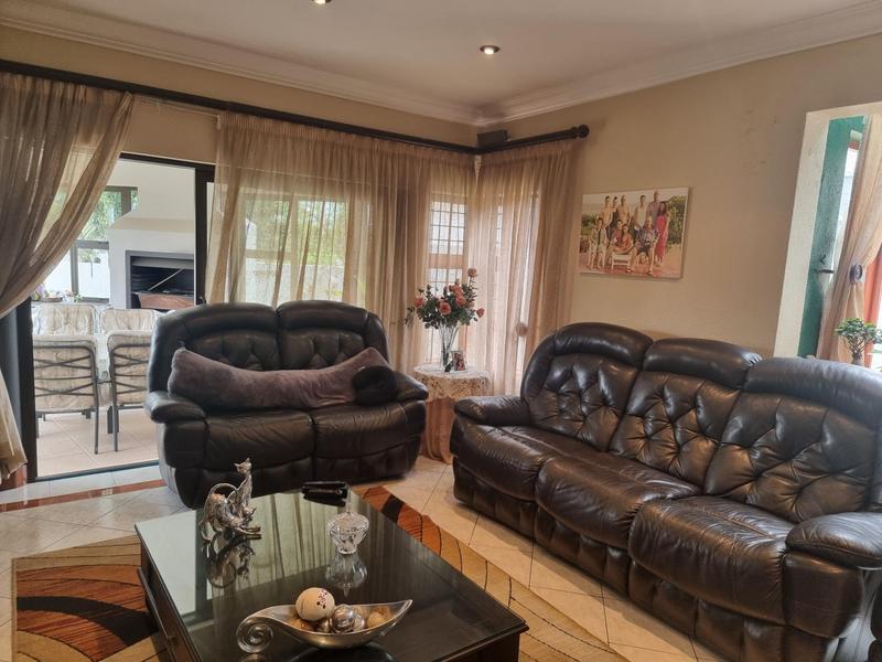 4 Bedroom Property for Sale in Marais Steyn Park Gauteng