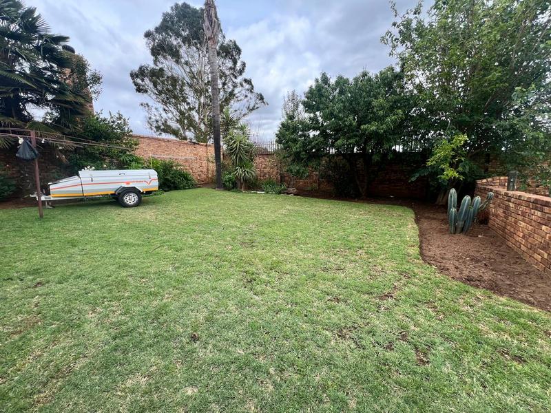 3 Bedroom Property for Sale in Kenleaf Gauteng