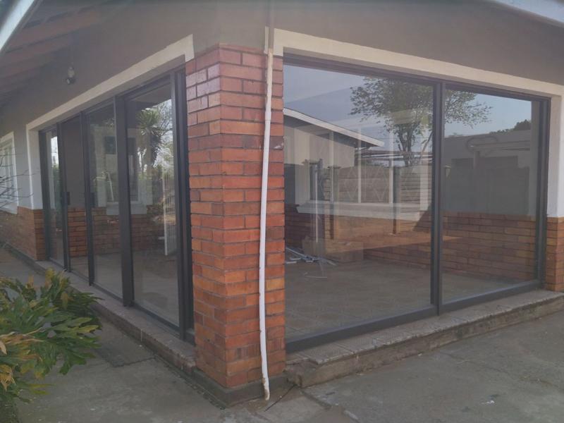 3 Bedroom Property for Sale in Three Rivers Gauteng