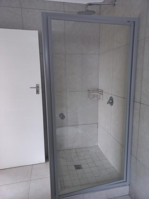 To Let 1 Bedroom Property for Rent in Modderfontein Gauteng