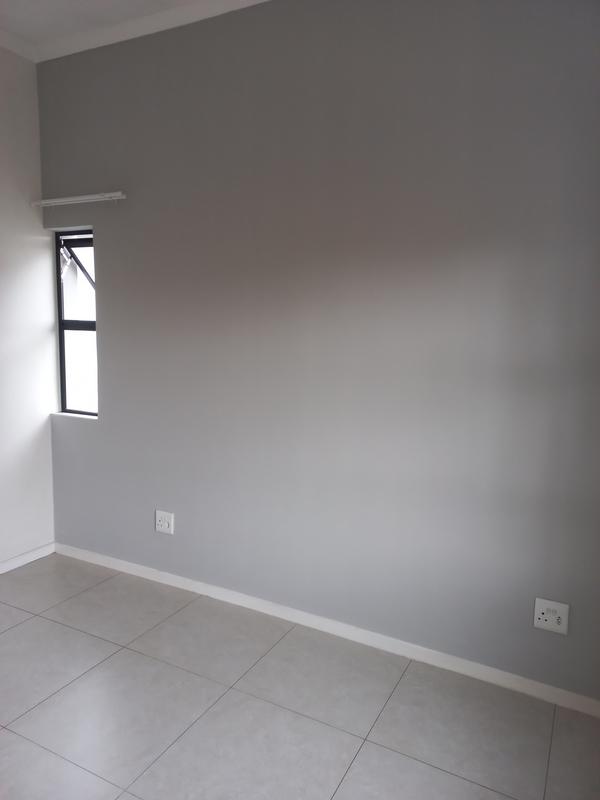 To Let 1 Bedroom Property for Rent in Modderfontein Gauteng