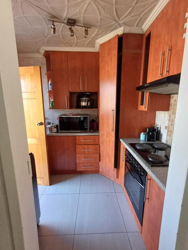 To Let 3 Bedroom Property for Rent in Tokoza Gauteng