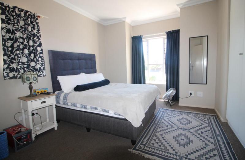 To Let 2 Bedroom Property for Rent in Parktown North Gauteng