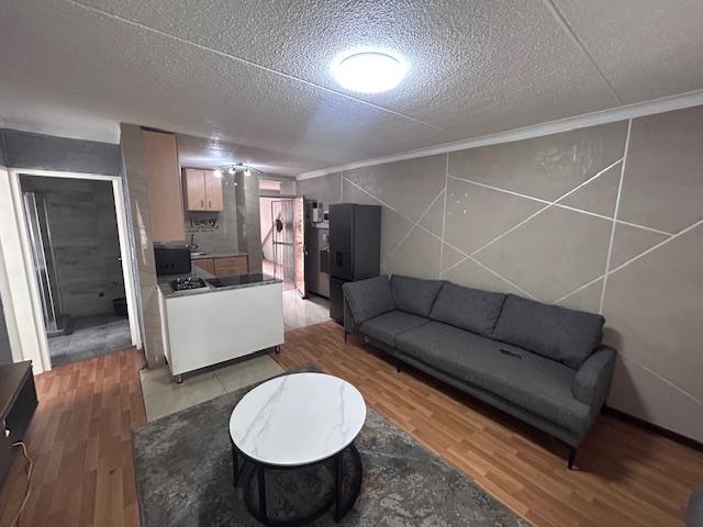 To Let 2 Bedroom Property for Rent in Westdene Gauteng