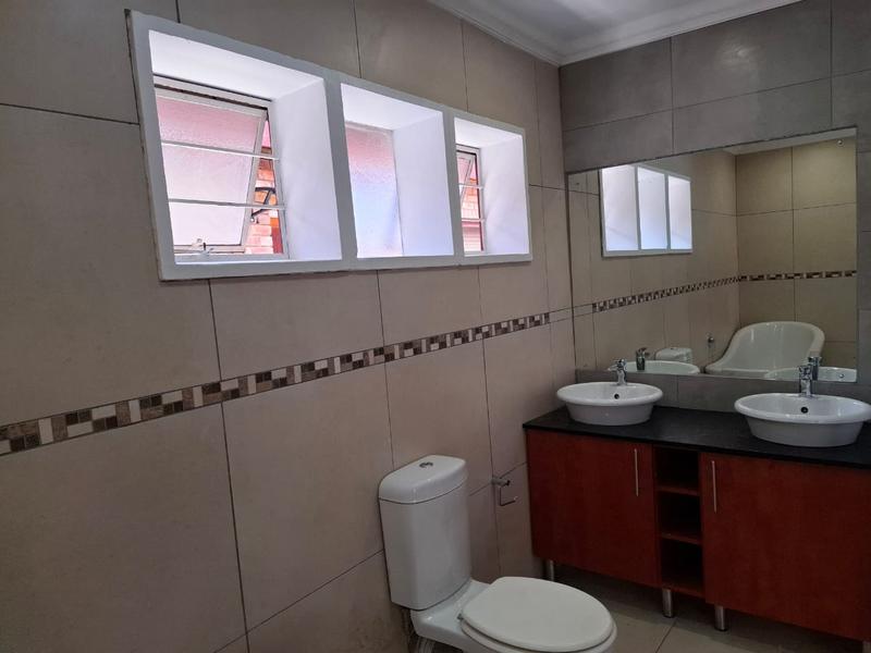 To Let 1 Bedroom Property for Rent in Wapadrand Gauteng