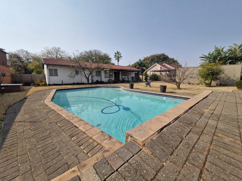 3 Bedroom Property for Sale in Sinoville Gauteng