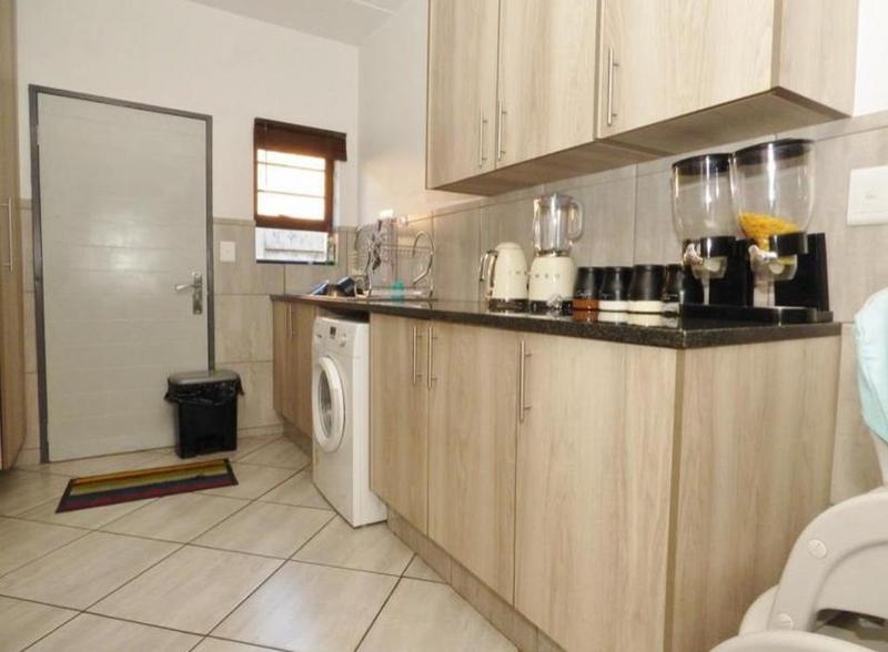 To Let 3 Bedroom Property for Rent in Beyers Park Gauteng