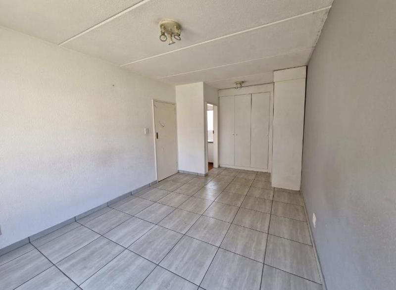 2 Bedroom Property for Sale in Helderwyk Gauteng