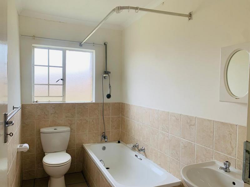 To Let 2 Bedroom Property for Rent in Erand Gardens Gauteng