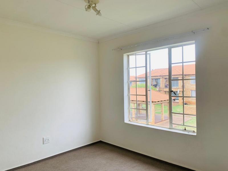 To Let 2 Bedroom Property for Rent in Erand Gardens Gauteng