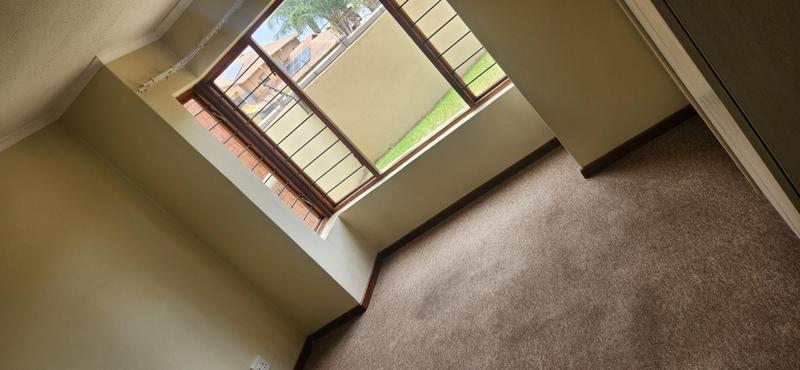 2 Bedroom Property for Sale in Montana Gauteng