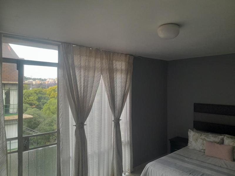 1 Bedroom Property for Sale in Sunnyside Gauteng