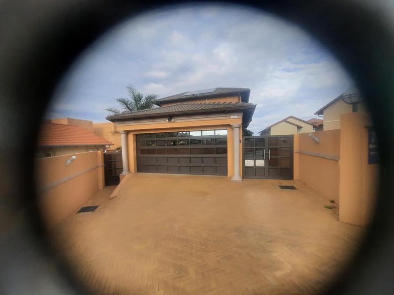 3 Bedroom Property for Sale in Cosmo City Gauteng