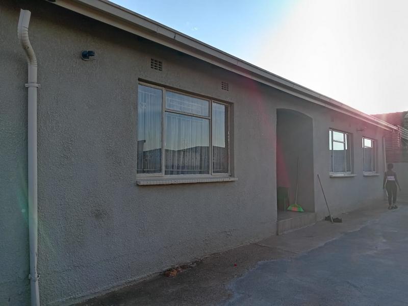 To Let 3 Bedroom Property for Rent in Katlehong South Gauteng