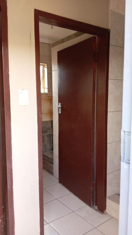 To Let 3 Bedroom Property for Rent in Katlehong South Gauteng