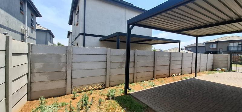 To Let 4 Bedroom Property for Rent in Albertsdal Gauteng