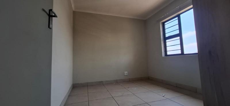 To Let 4 Bedroom Property for Rent in Albertsdal Gauteng