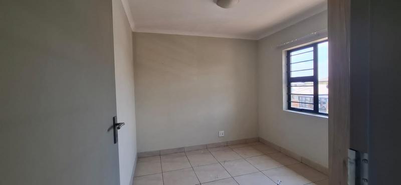 To Let 4 Bedroom Property for Rent in Albertsdal Gauteng