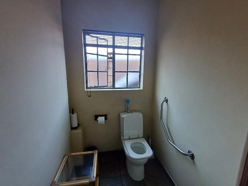 To Let commercial Property for Rent in Hennopspark Gauteng