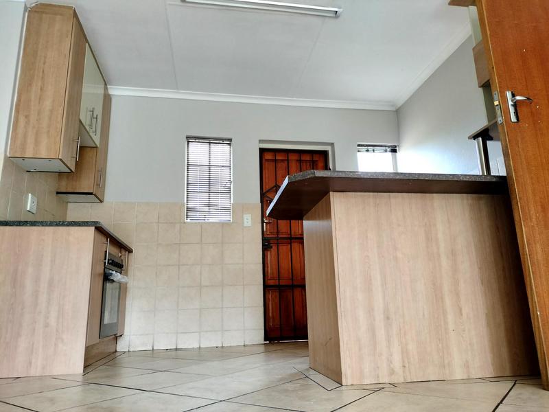 3 Bedroom Property for Sale in Kosmosdal Gauteng