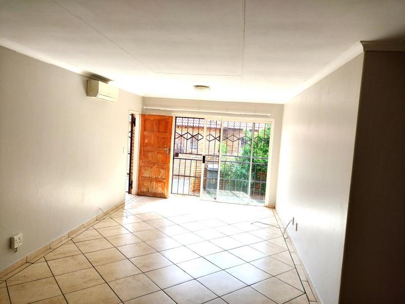 3 Bedroom Property for Sale in Kosmosdal Gauteng