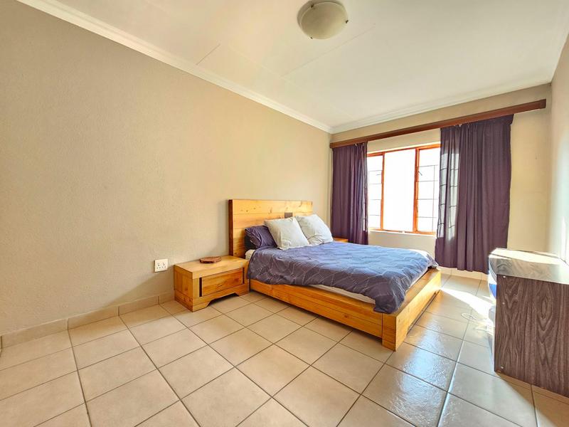 To Let 3 Bedroom Property for Rent in Amorosa Gauteng