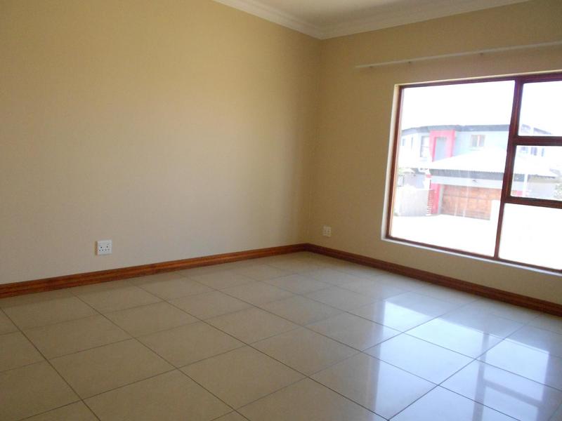 To Let 3 Bedroom Property for Rent in Homes Haven Gauteng