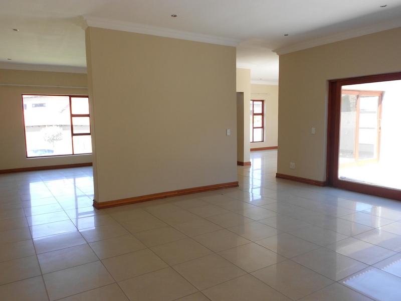 To Let 3 Bedroom Property for Rent in Homes Haven Gauteng